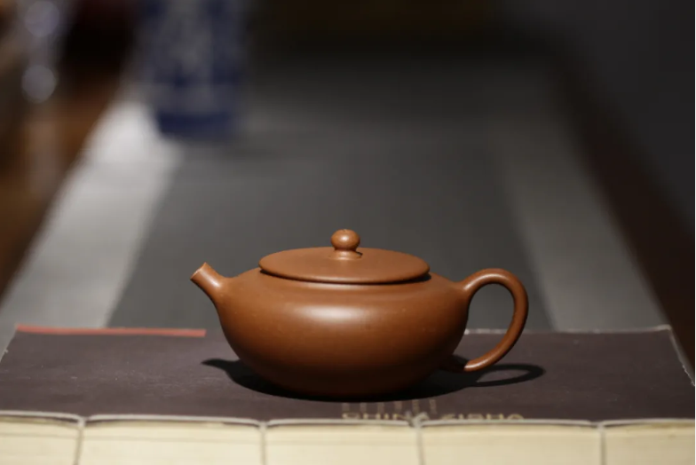 The 20 essential steps required to craft a traditional Yixing purple clay teapot