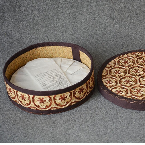 Cesta de caja de almacenamiento de pastel de té Pu'er de bambú hecha a mano